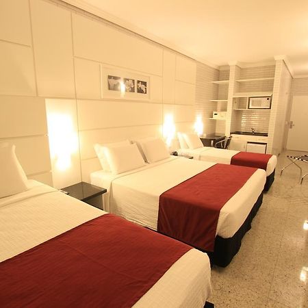 Hotel Confiance Prime Batel Curitiba Rum bild