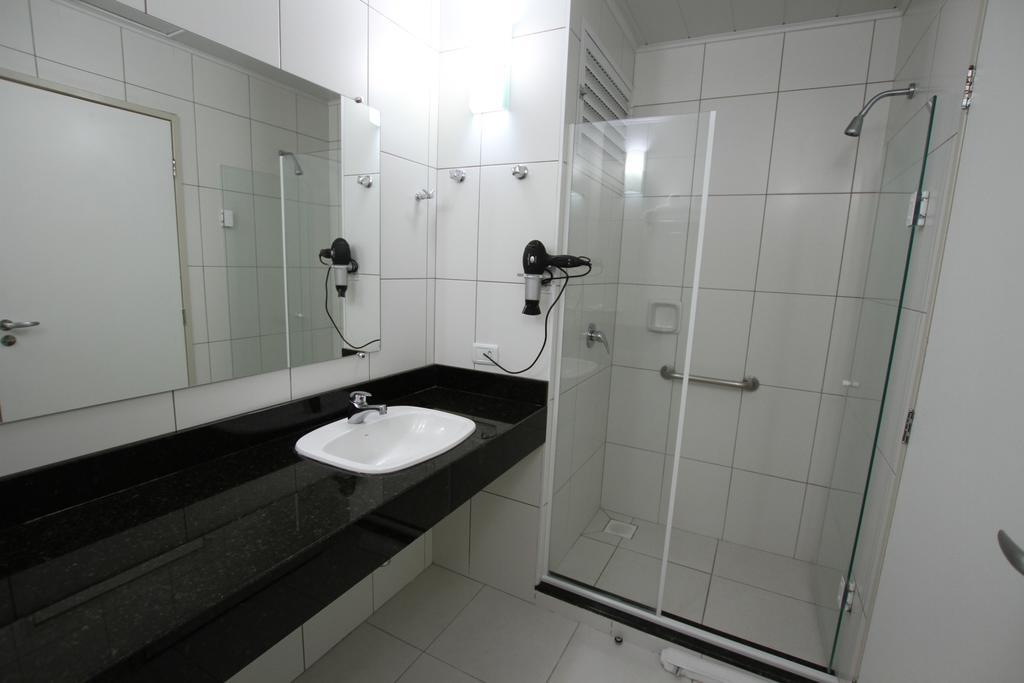 Hotel Confiance Prime Batel Curitiba Exteriör bild